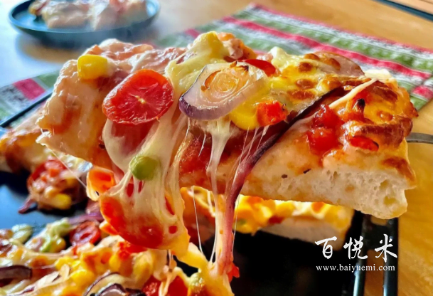 愛吃披薩不用買,學(xué)會(huì)這配方,外皮酥脆超級拉絲,比外面賣的好吃